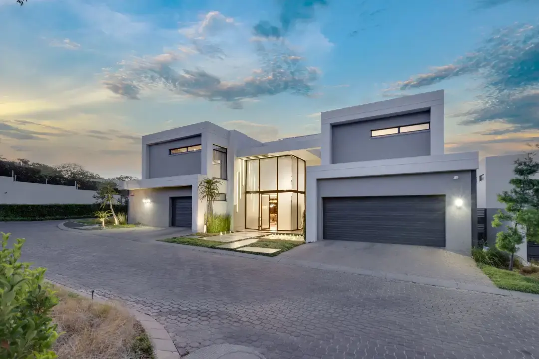Fully Furnished Custom Cluster Home, Atholl, Johannesburg: photograph 20 of 20