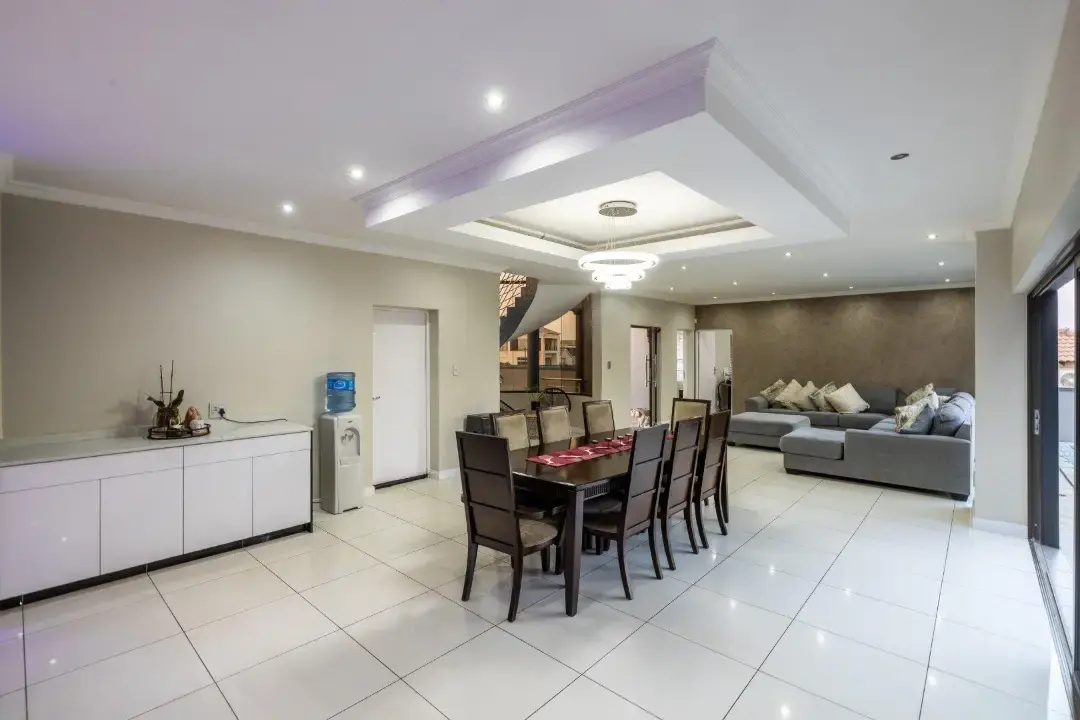 Greenbelt Home in Blue Valley, Blue Valley Golf Estate, Centurion: photograph 6 of 20