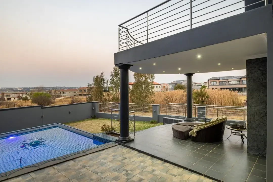 Greenbelt Home in Blue Valley, Blue Valley Golf Estate, Centurion: photograph 8 of 20