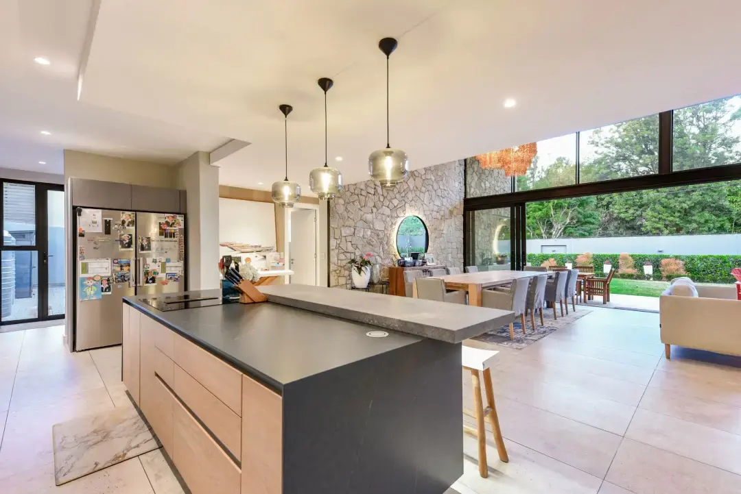 Family Home in a Secure Bryanston Estate, Bryanston, Johannesburg: photograph 11 of 20
