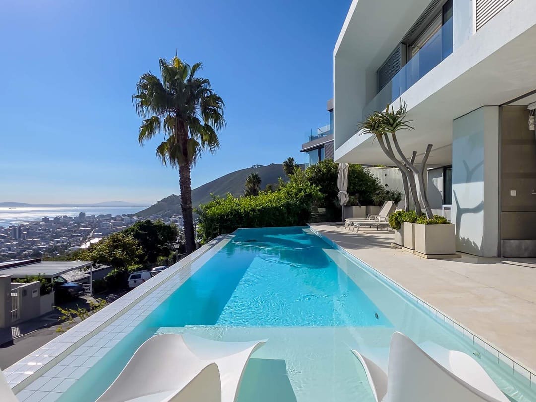 Four-Bedroom Residence with Elevator and Views, Fresnaye, Cape Town