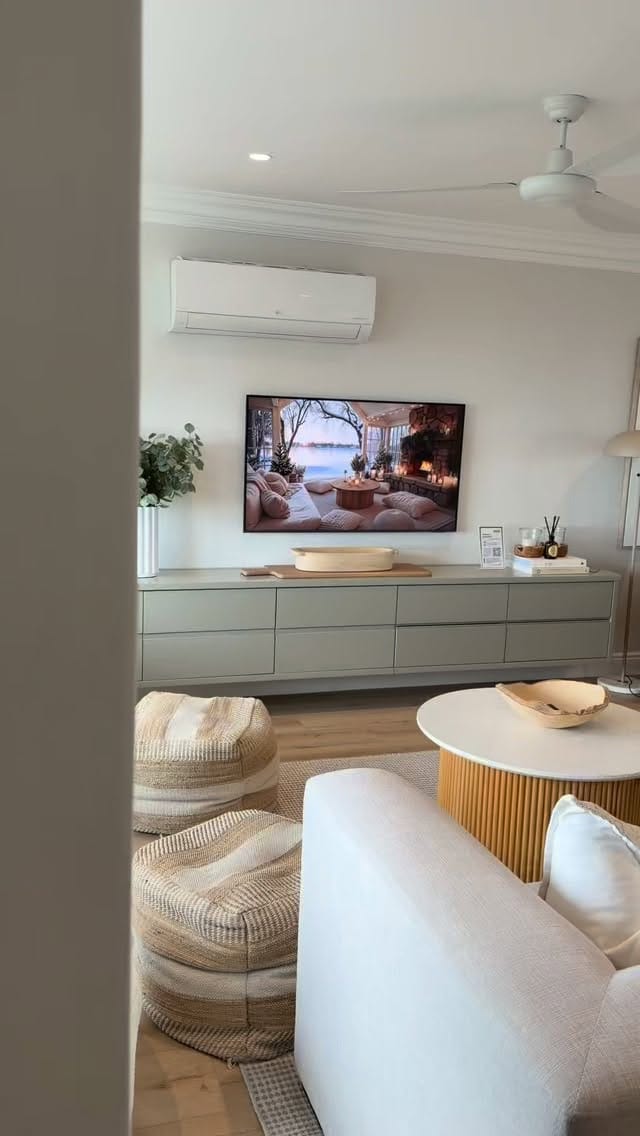 Furnished Apartment with Ocean and Harbour Views, Green Point, Cape Town