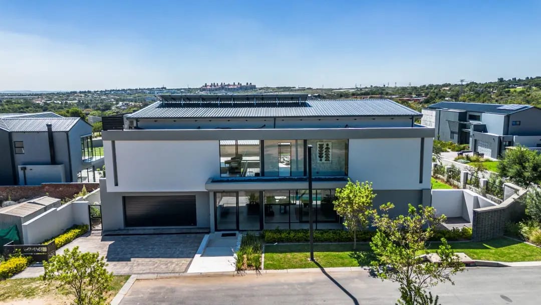 Contemporary Four-Bedroom Residence, Helderfontein Estate, Johannesburg
