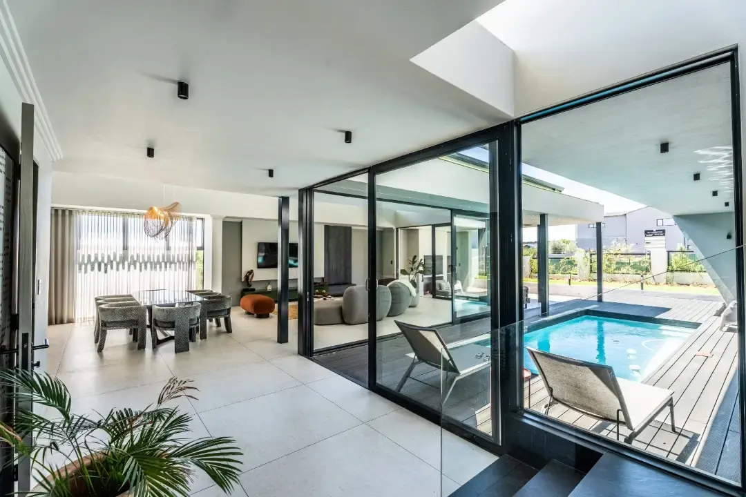 Contemporary Four-Bedroom Residence, Helderfontein Estate, Johannesburg: photograph 2 of 20