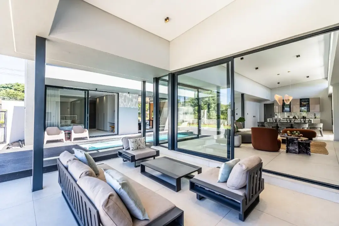 Contemporary Four-Bedroom Residence, Helderfontein Estate, Johannesburg: photograph 7 of 20