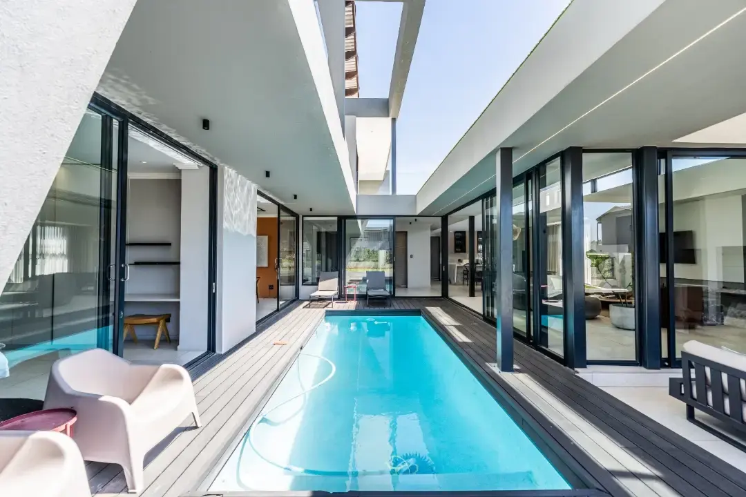 Contemporary Four-Bedroom Residence, Helderfontein Estate, Johannesburg: photograph 9 of 20
