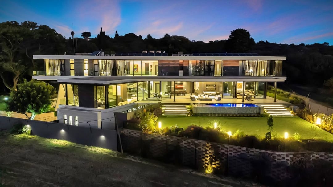 Three-Level Residence by SBS Architects, Khyber Rock, Johannesburg