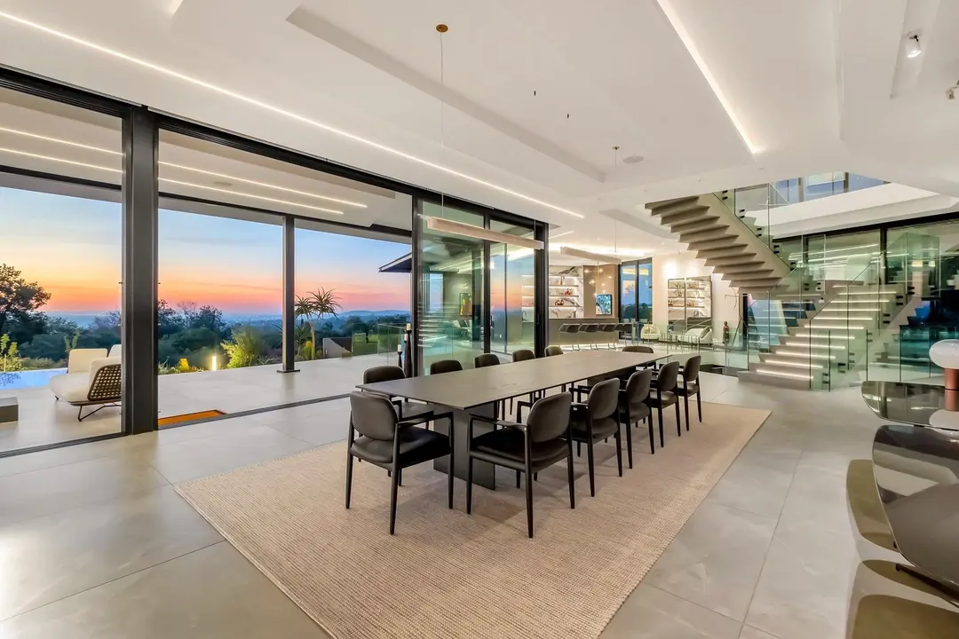 Three-Level Residence by SBS Architects, Khyber Rock, Johannesburg: photograph 8 of 20