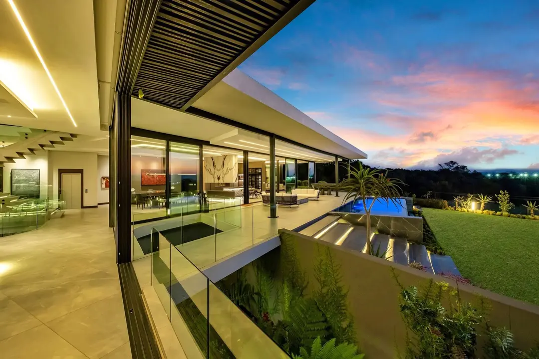 Three-Level Residence by SBS Architects, Khyber Rock, Johannesburg: photograph 12 of 20