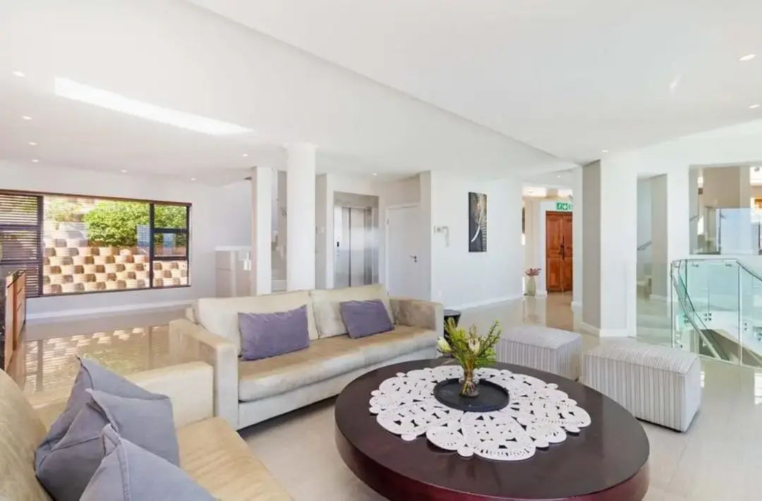 Elevated Residence with Atlantic Views, Llandudno, Cape Town: photograph 7 of 20