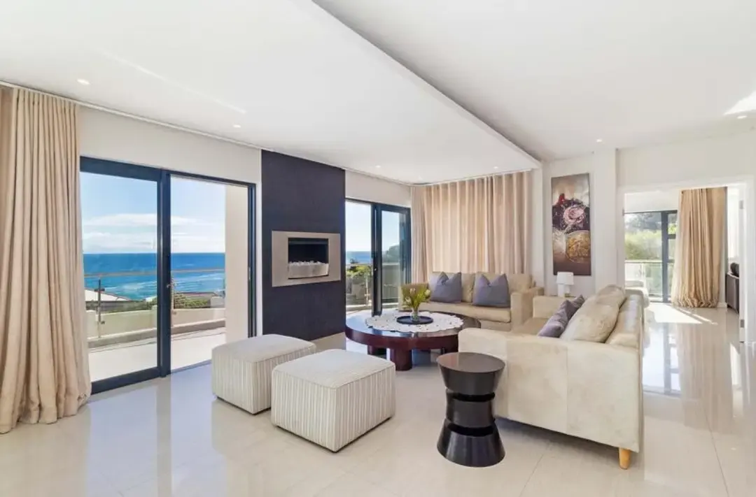 Elevated Residence with Atlantic Views, Llandudno, Cape Town: photograph 11 of 20