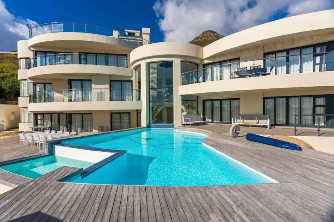 Elevated Residence with Atlantic Views, Llandudno, Cape Town: photograph 17 of 20