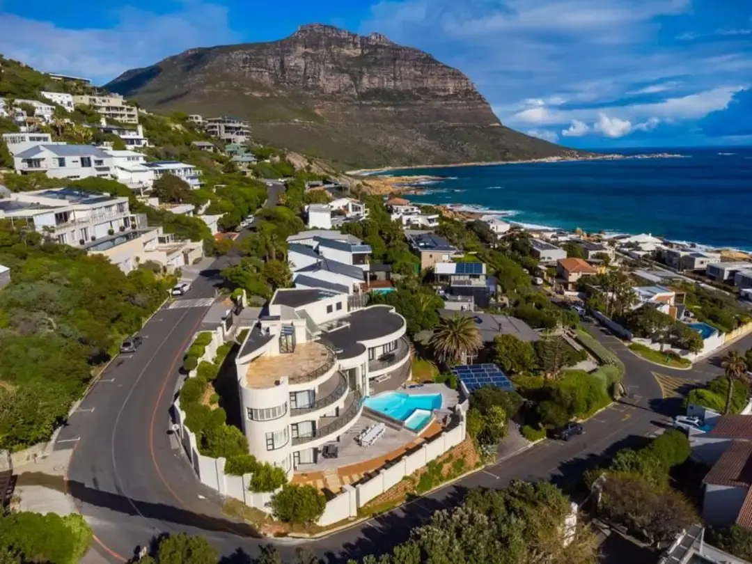 Elevated Residence with Atlantic Views, Llandudno, Cape Town: photograph 20 of 20