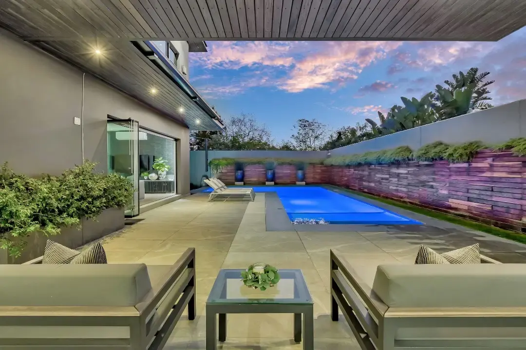 Modern Five-Bedroom Residence, Morningside, Johannesburg: photograph 6 of 20