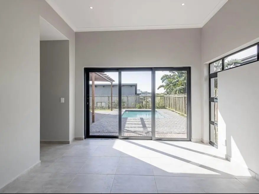 Four-Bedroom Family Home with Pool, Palm Lakes Estate, Ballito: photograph 6 of 19