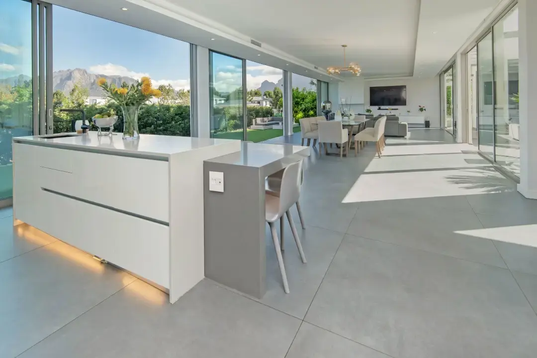 Fully Furnished Architectural Residence, Pearl Valley Golf Estate, Paarl: photograph 4 of 20