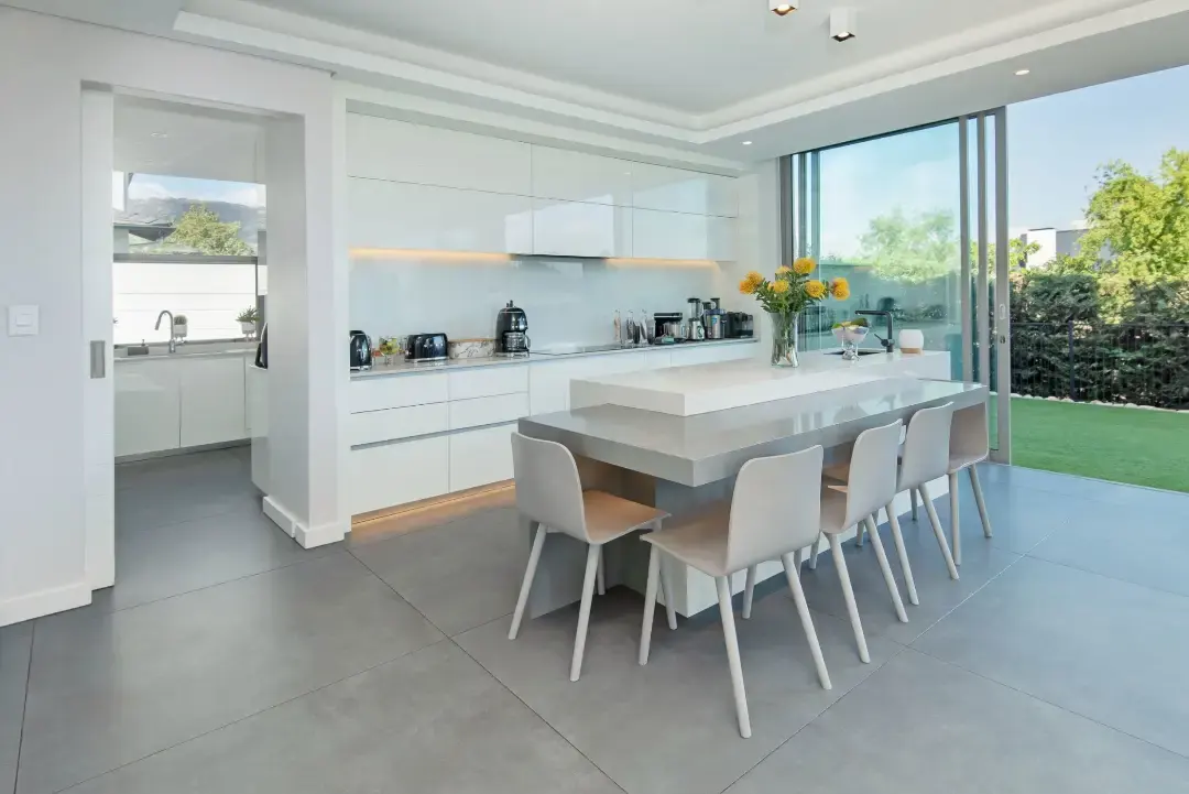 Fully Furnished Architectural Residence, Pearl Valley Golf Estate, Paarl: photograph 14 of 20