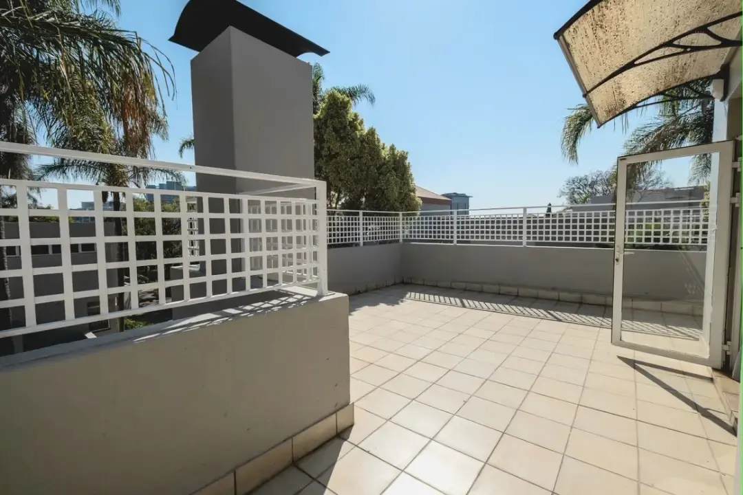 Largest Unit in a Five-Unit Sandown Estate, Sandown, Johannesburg: photograph 14 of 20