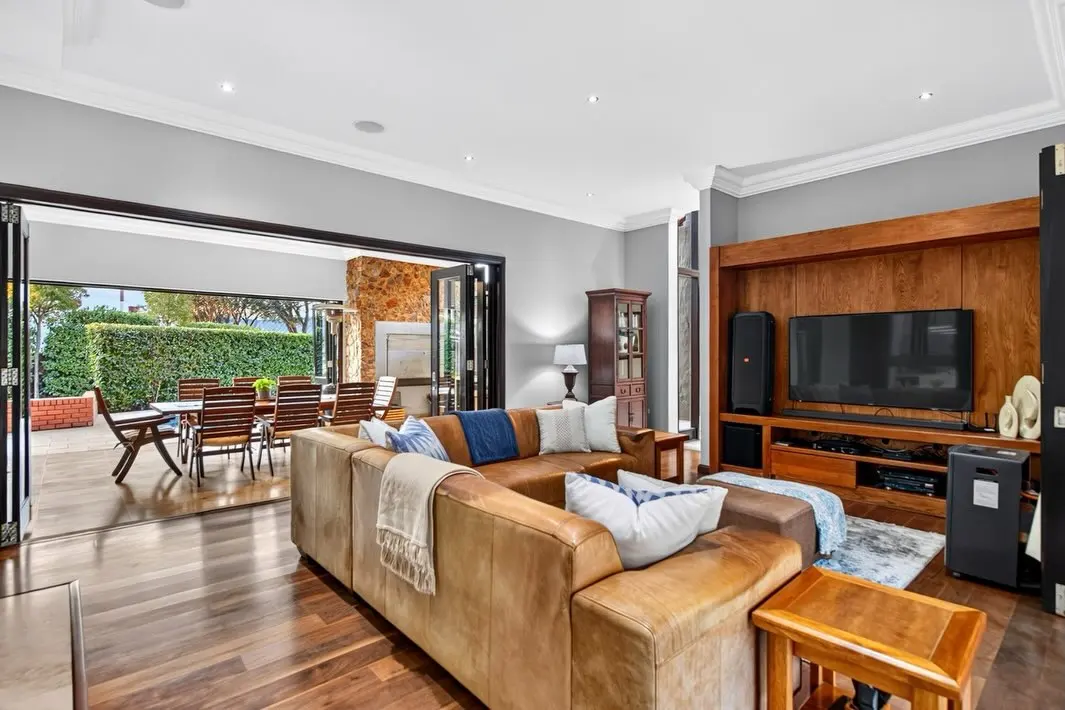 Five-Bedroom Family Home with Pasture Views, Southdowns Estate, Centurion: photograph 4 of 20