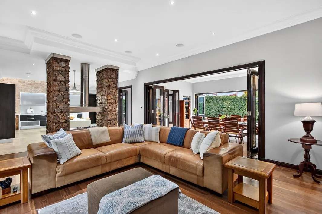 Five-Bedroom Family Home with Pasture Views, Southdowns Estate, Centurion: photograph 5 of 20