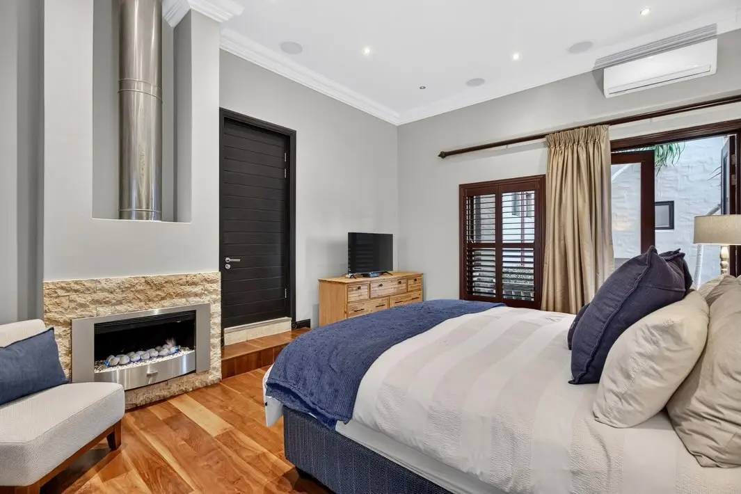 Five-Bedroom Family Home with Pasture Views, Southdowns Estate, Centurion: photograph 15 of 20