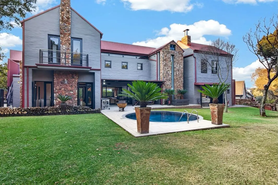 Five-Bedroom Family Home with Pasture Views, Southdowns Estate, Centurion: photograph 20 of 20