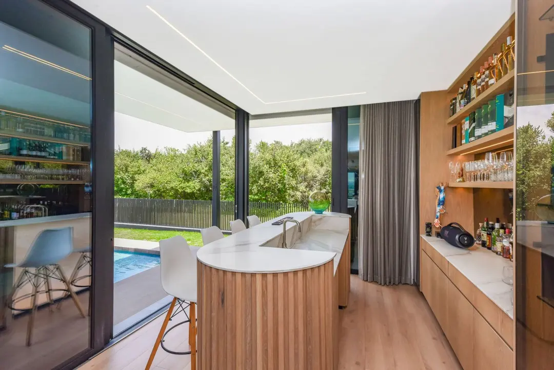 Residence Designed for Entertaining, Steyn City, Midrand: photograph 6 of 20