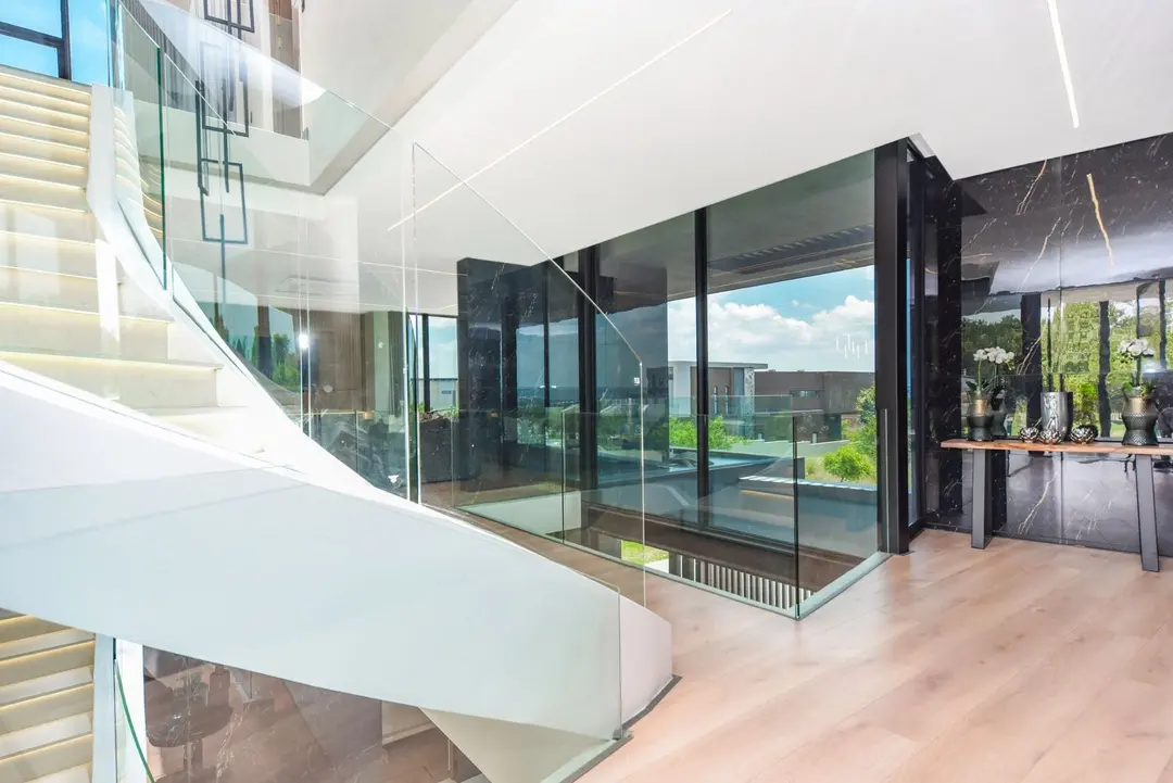 Residence Designed for Entertaining, Steyn City, Midrand: photograph 11 of 20