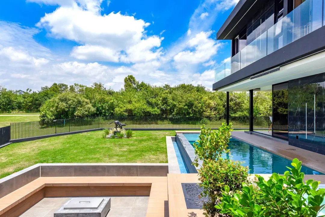 Residence Designed for Entertaining, Steyn City, Midrand: photograph 18 of 20