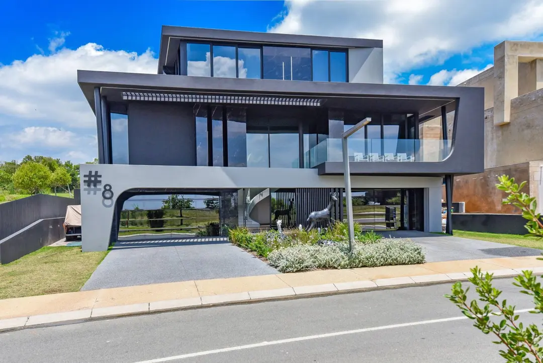 Residence Designed for Entertaining, Steyn City, Midrand: photograph 20 of 20