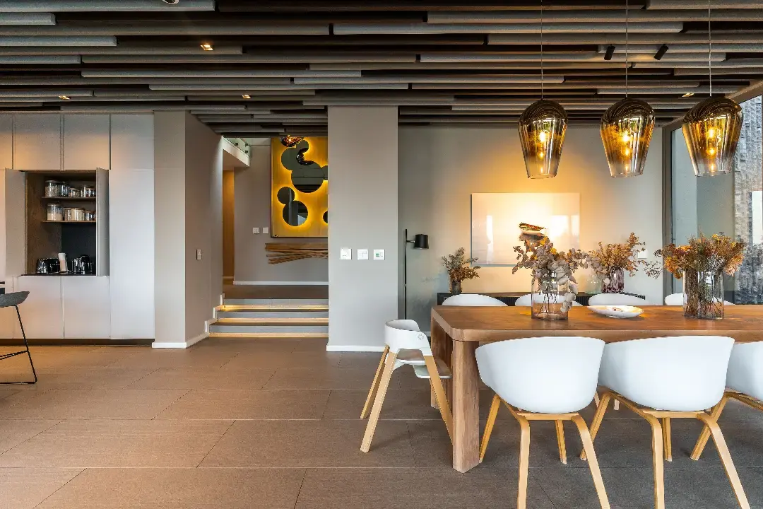 Four-Bedroom Mountain Estate Residence, Stonehurst Mountain Estate, Cape Town: photograph 9 of 20