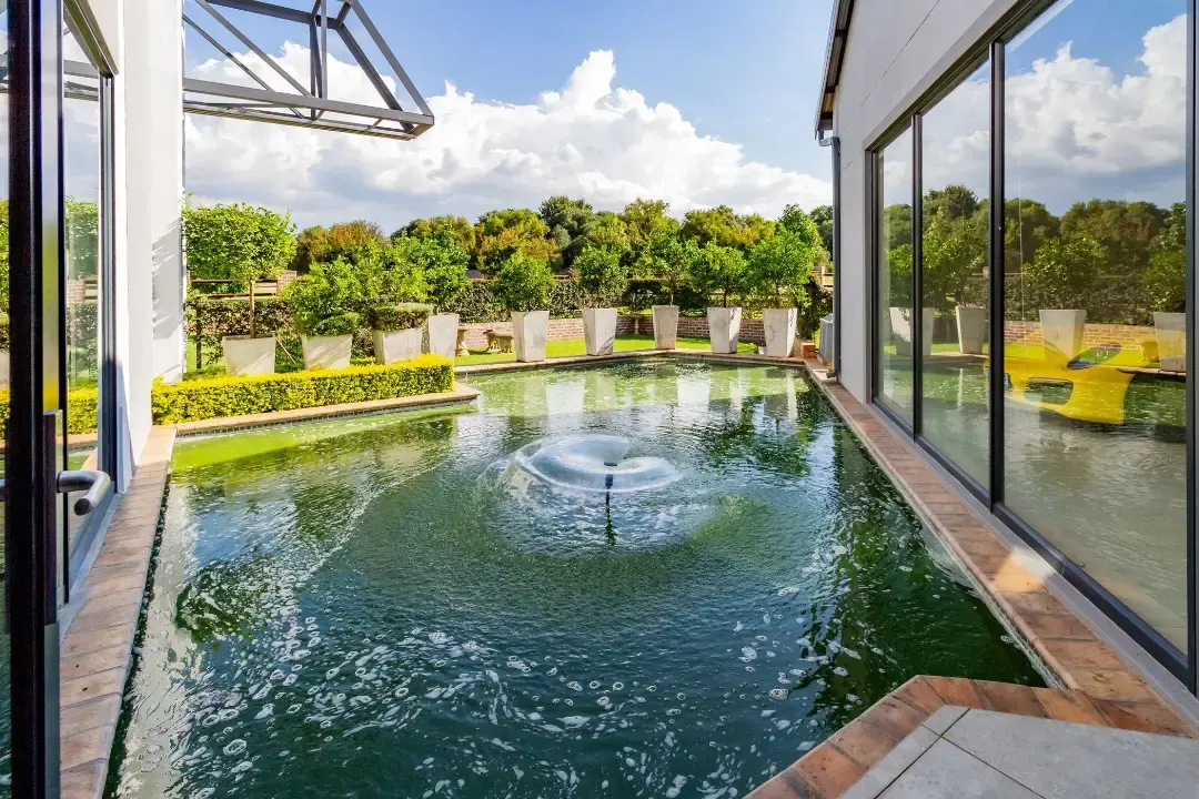 Aviation Residence with Private Hangar, The Coves Estate, Hartbeespoort: photograph 7 of 20