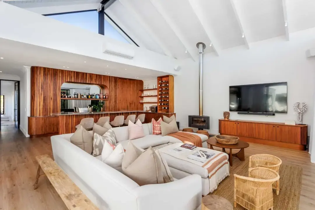 Multi-Level Home on a 3,005 m² Stand in The Reserve, Val de Vie Estate, Paarl: photograph 8 of 20