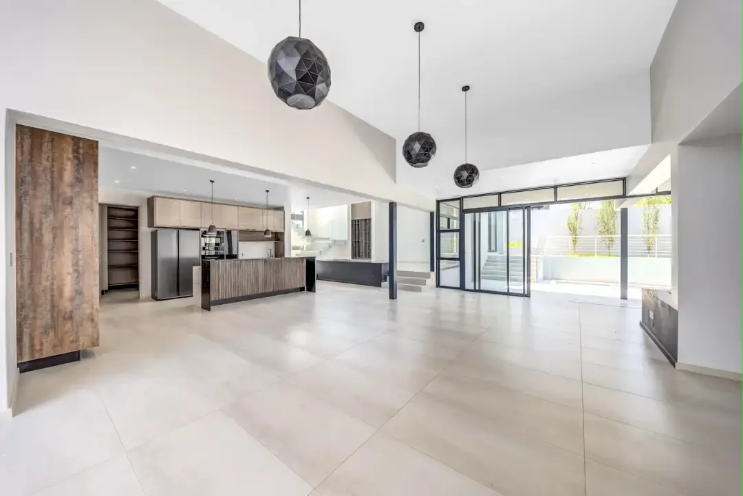 Newly Built, Move-In Ready Residence, Waterfall Country Estate, Midrand: photograph 5 of 20