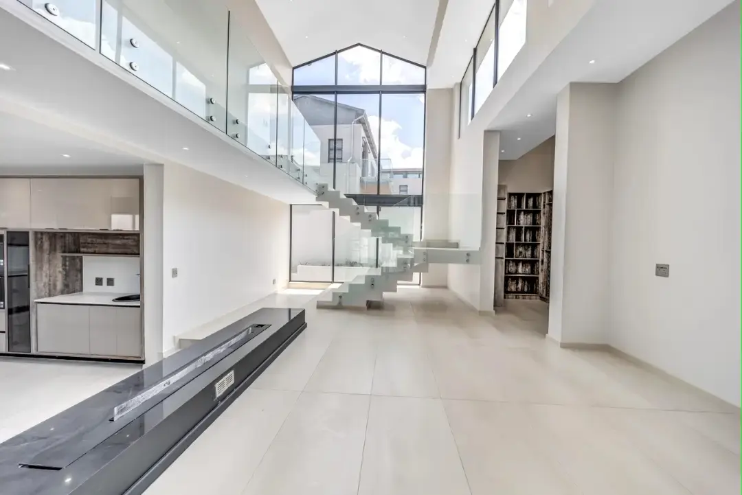 Newly Built, Move-In Ready Residence, Waterfall Country Estate, Midrand: photograph 9 of 20