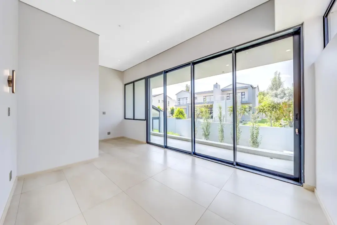 Newly Built, Move-In Ready Residence, Waterfall Country Estate, Midrand: photograph 14 of 20