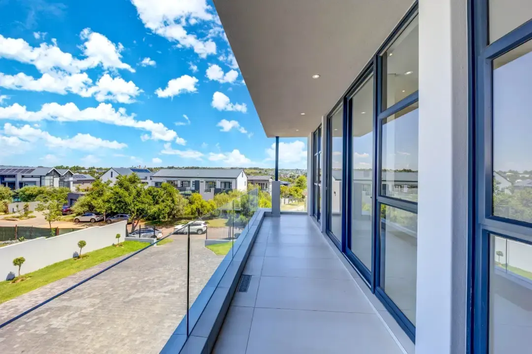 Newly Built, Move-In Ready Residence, Waterfall Country Estate, Midrand: photograph 15 of 20