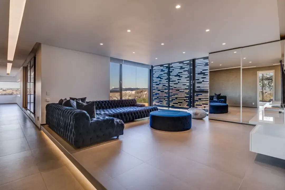 Residence on One Hectare, Waterfall Equestrian Estate, Midrand: photograph 15 of 20