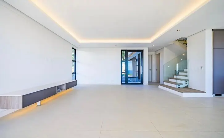 Brand-New Ocean-View Residence, Zululami Luxury Coastal Estate, Ballito: photograph 3 of 20
