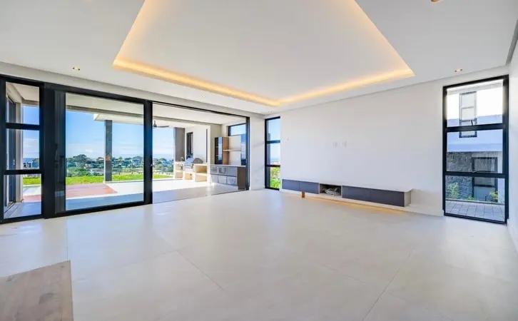 Brand-New Ocean-View Residence, Zululami Luxury Coastal Estate, Ballito: photograph 5 of 20