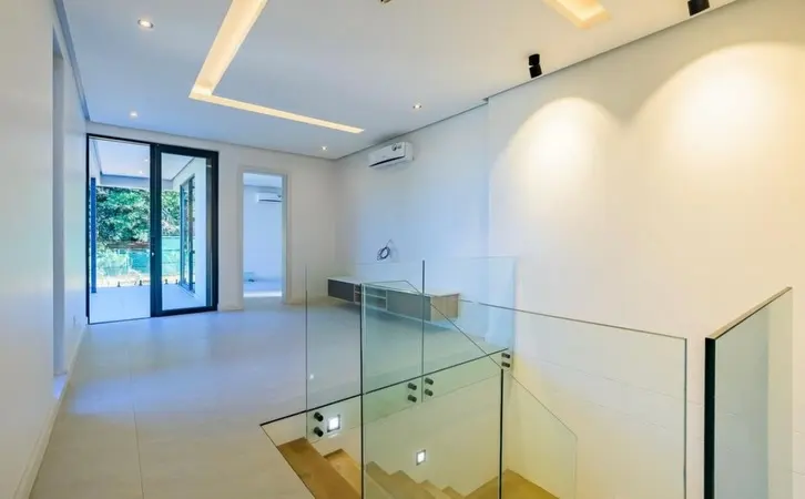 Brand-New Ocean-View Residence, Zululami Luxury Coastal Estate, Ballito: photograph 10 of 20