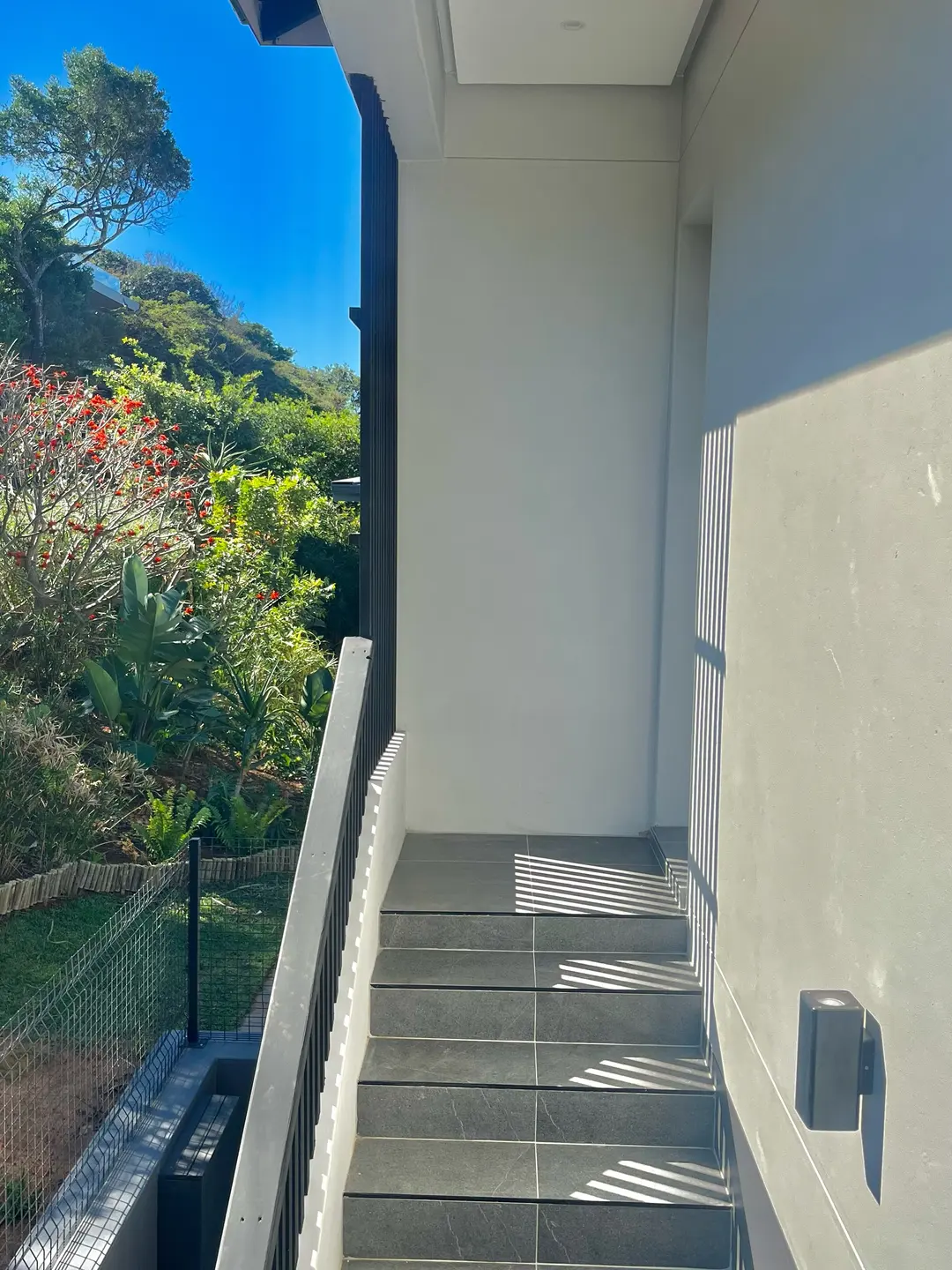 Brand-New Sea-View Home with Pool, Zululami Luxury Coastal Estate, Ballito: photograph 18 of 20