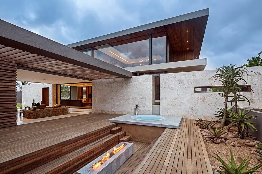 House, Hawaan Forest, photograph 6
