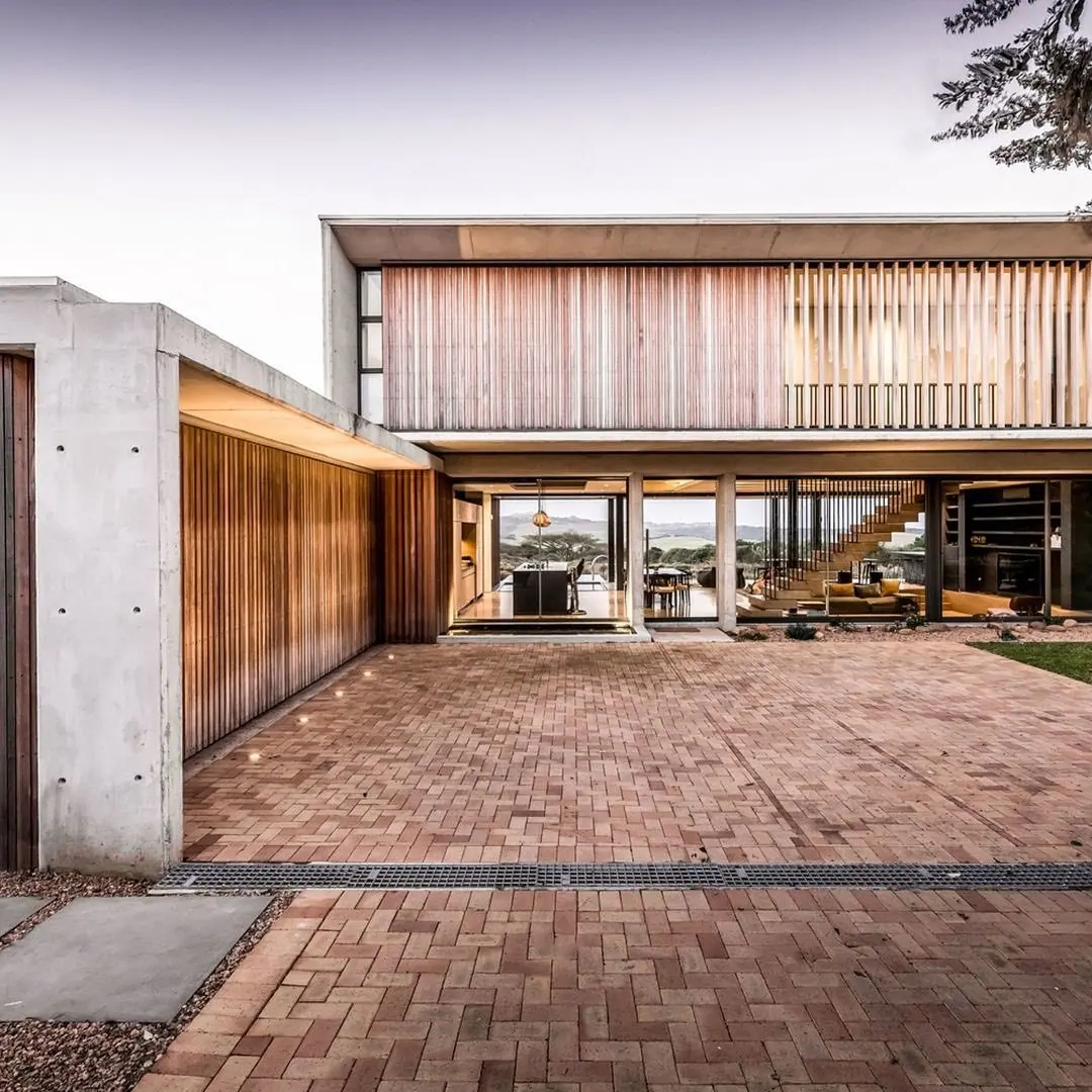 Umhlanga Forest House, photograph 2