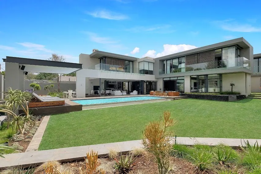 House, Eccleston Drive, Bryanston, Sandton