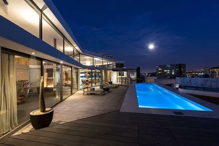 Penthouse, Foreshore, photograph 2