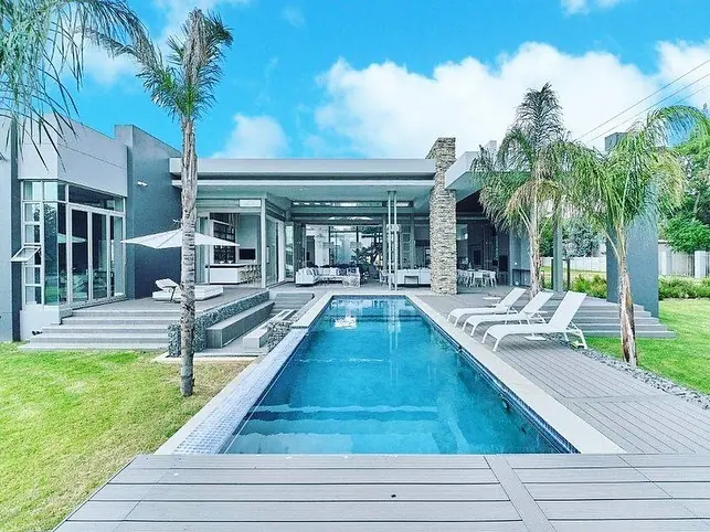 Estate, Millionaire’s Bend, Vaal River, Gauteng