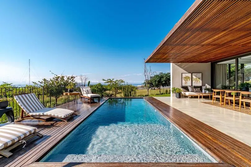 Beach House, Signature Estate, photograph 2